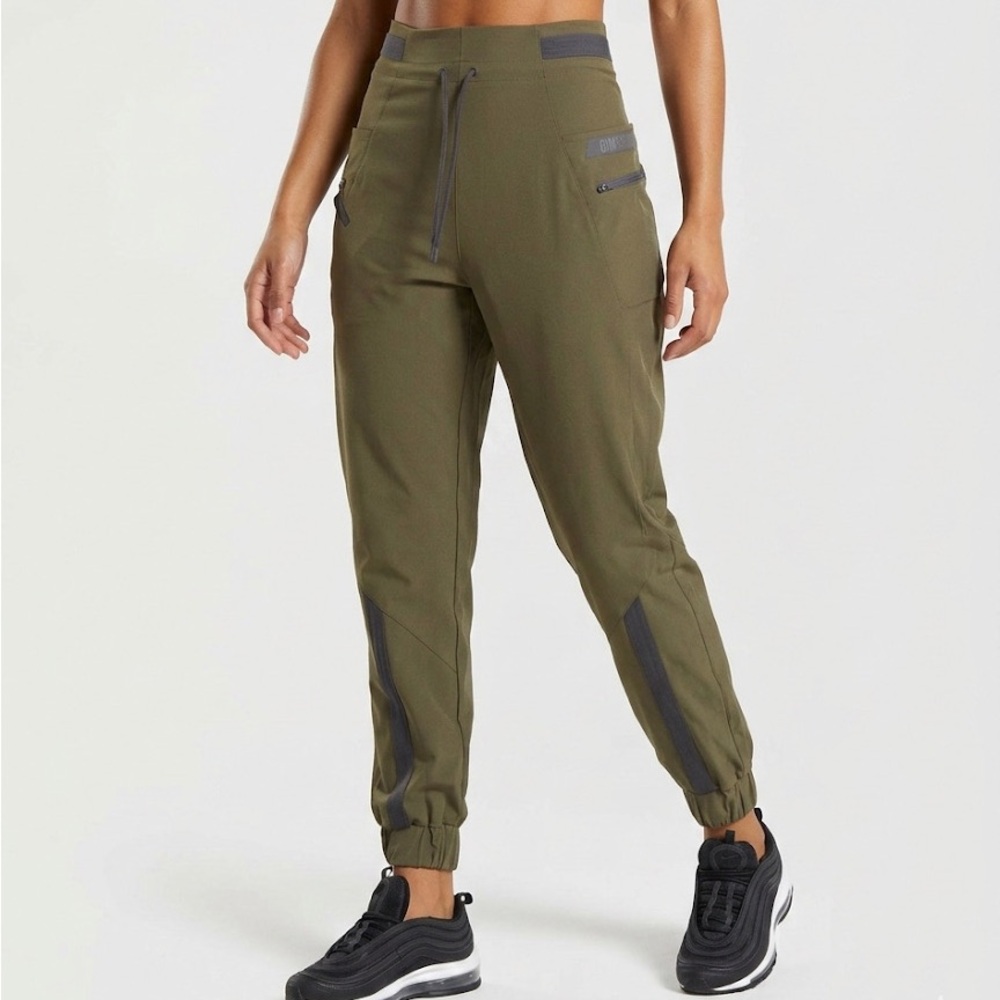 GYMSHARK Box Utility Jogger Track Pant S Army Olive Green Performance Sportif